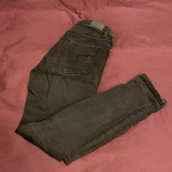 (2/$50) AE High Waist Jeans - Picture 6 of 6